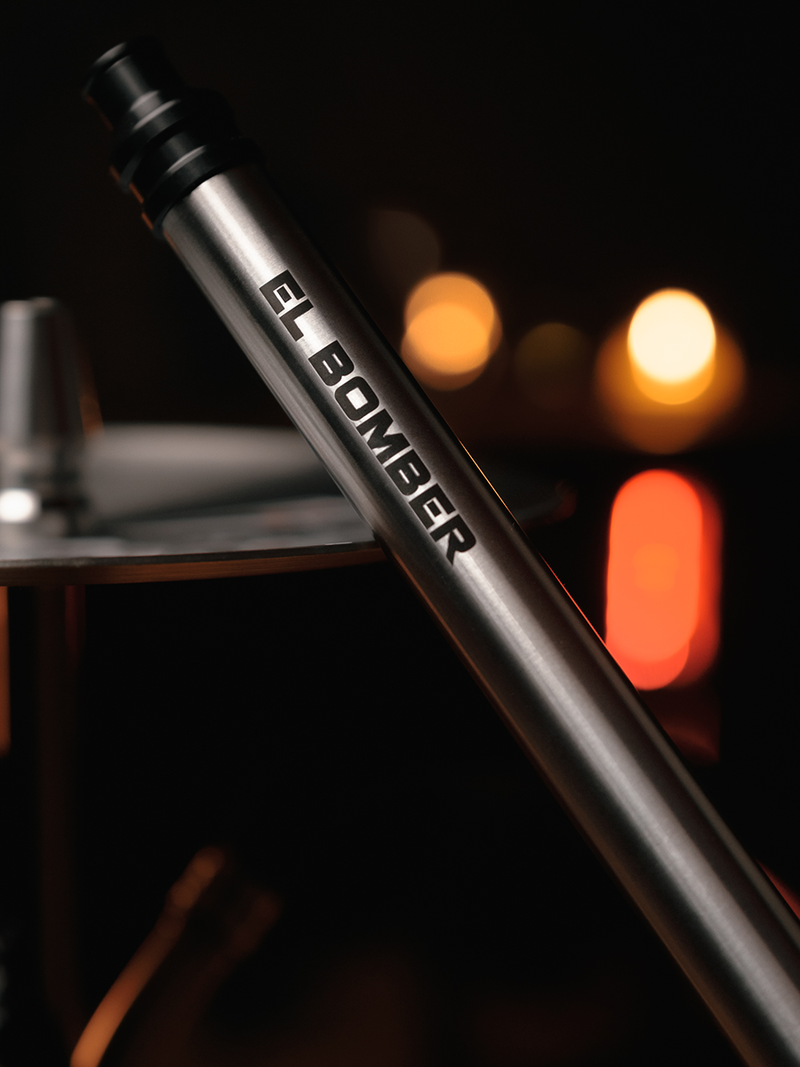 El Bomber Igla Poker Club  Hookah